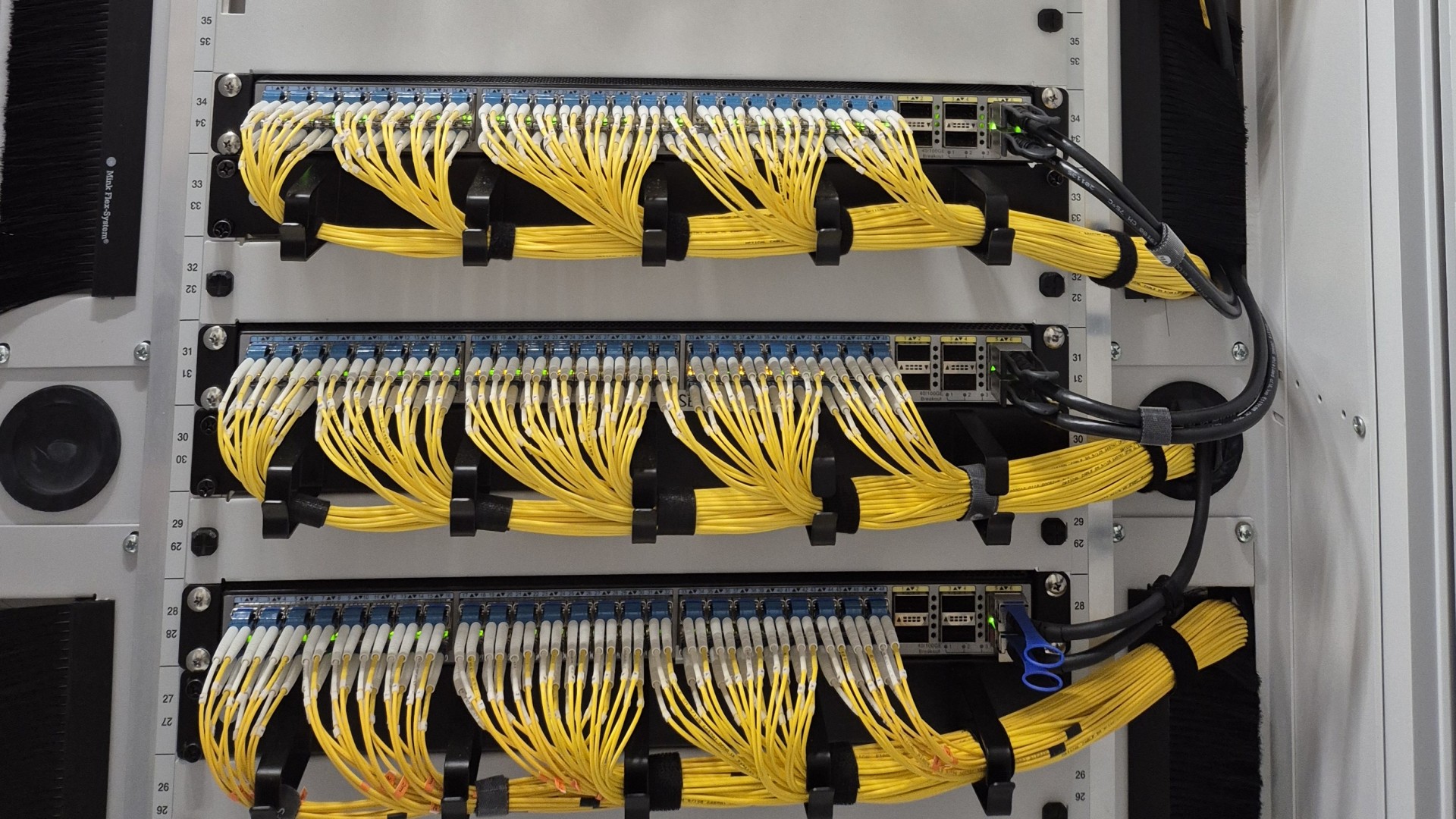 MIRhosting Is Now the Official SpeedIX Partner in Frankfurt (Equinix FR5/FR7)